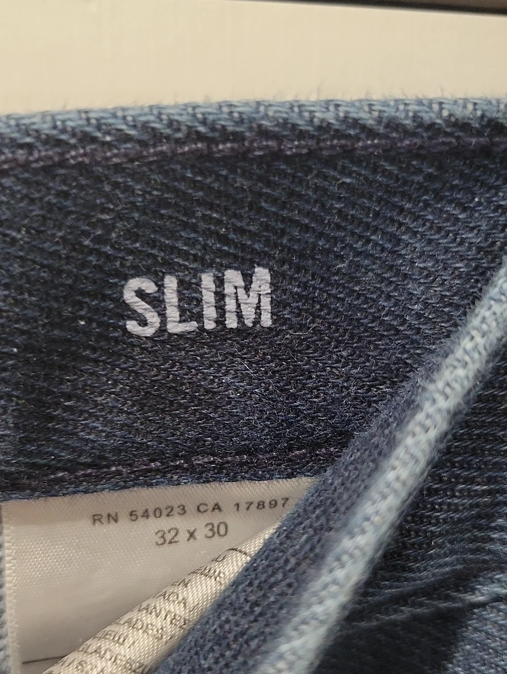 ​Banana Republic Traveler Jeans Men's 32x30 Slim Fit Dark Wash Blue